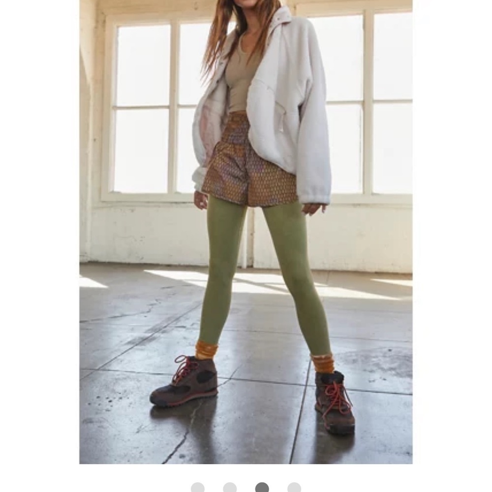 FP Movement
The Way Home Shorts Size S color Bayan nwot